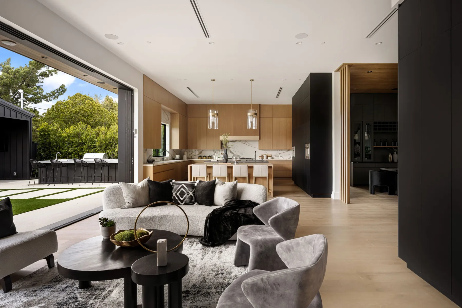 Electric floor heating image